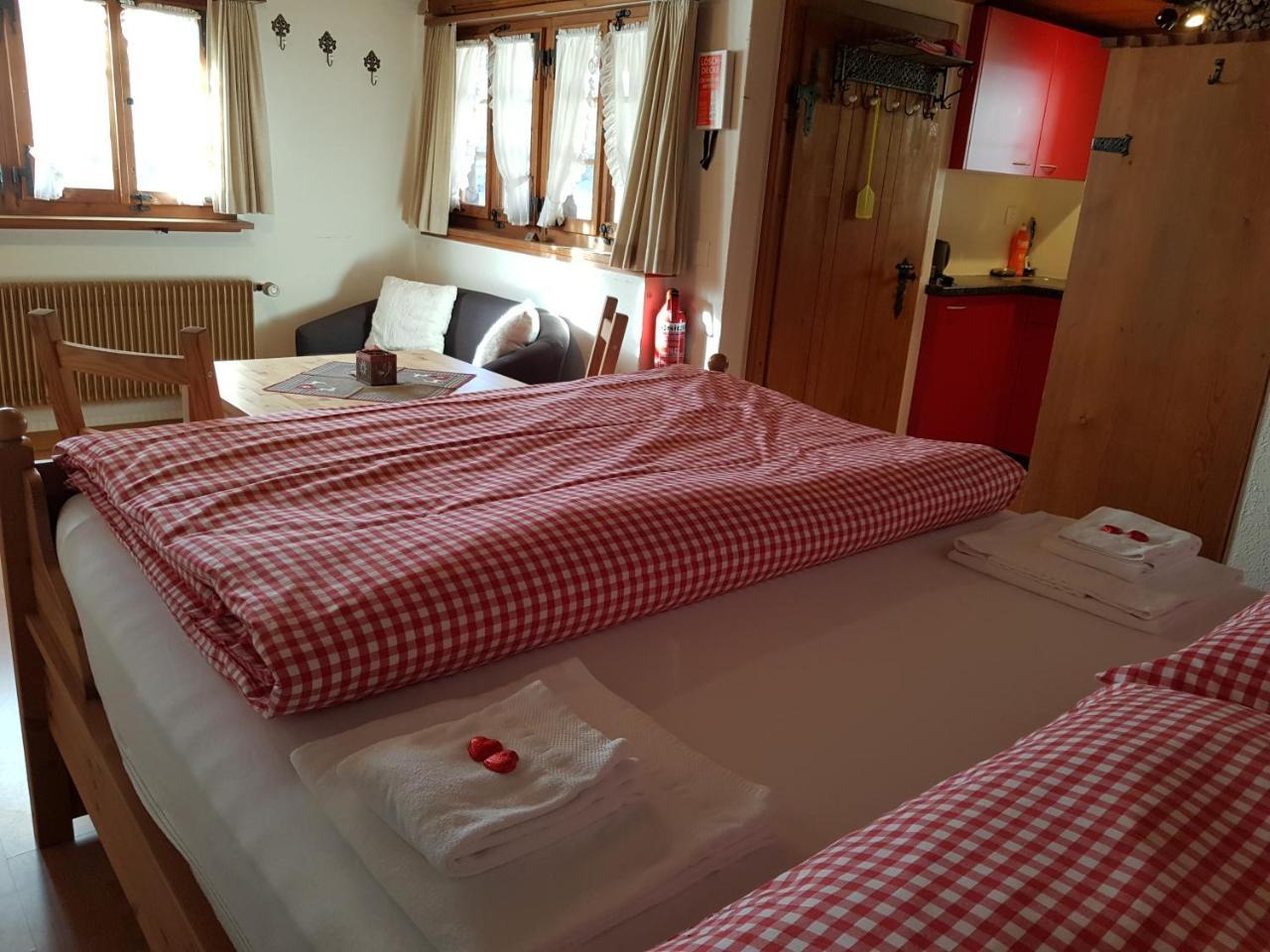 B & B Brienz Бриенц Екстериор снимка